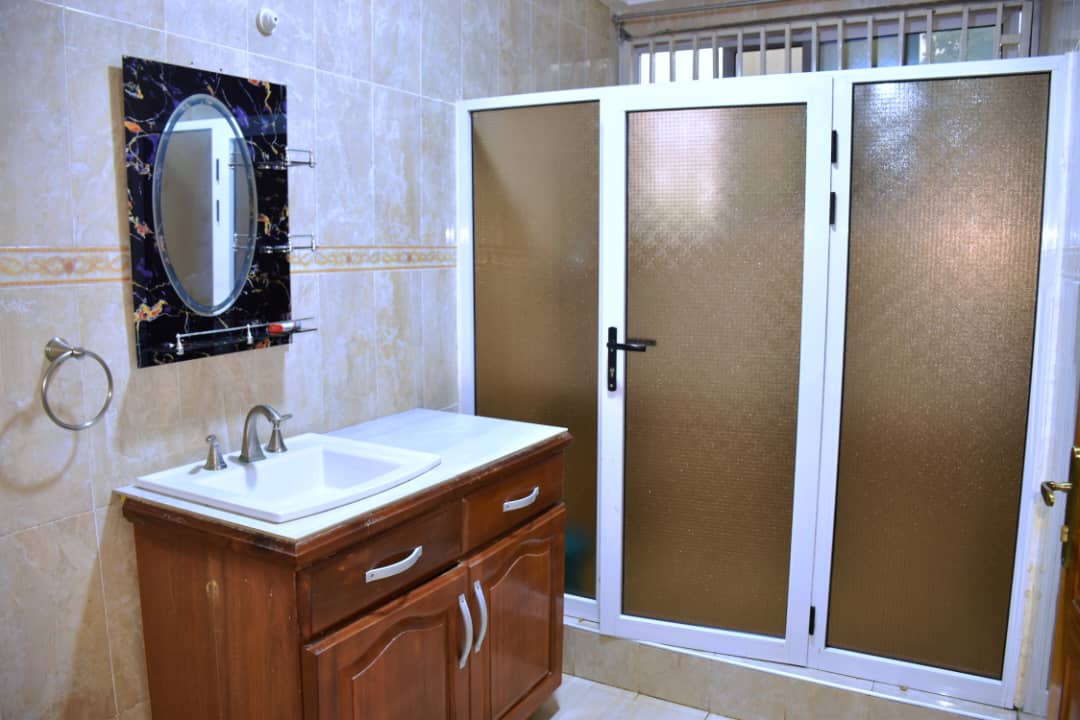 Vanity mirror